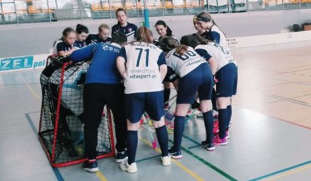 dvmaqs6w4aaovso-large