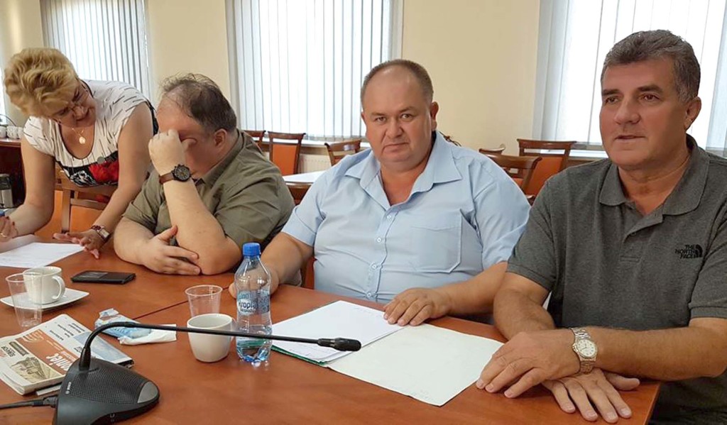 39869204_2181313185474795_2138016088380669952_n