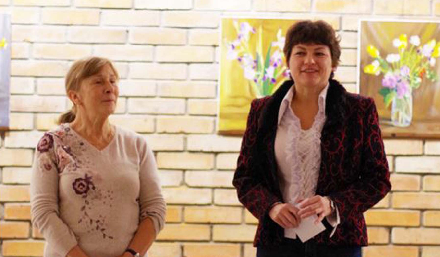 Wernisaż malarstwa Krystyny Pisarskiej w wołomińskiej Fabryczce