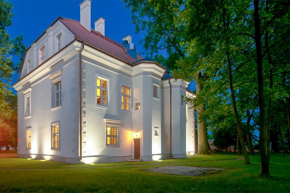 Muzyka łączy pokolenia – rozstrzygnięto konkurs „Hit Seniora. Bitwa o Pałac w Chrzęsnem”