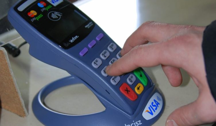 Terminale płatnicze w budynkach Starostwa Powiatowego