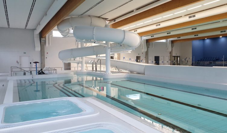 Marki - harmonogram pływalni MCER