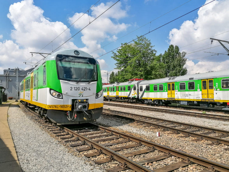 Rozkład jazdy pociągów Kolei Mazowieckich