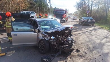 zderzenie trzech pojazdów w Zielonce
