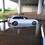 wjechał do rzeki Rządza