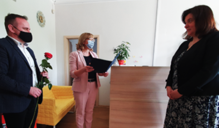 Teresa Kowalczyk dyrektorem SP w Czarnej