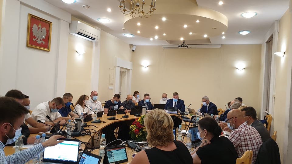 Absolutorium i wotum zaufania dla burmistrza Marek
