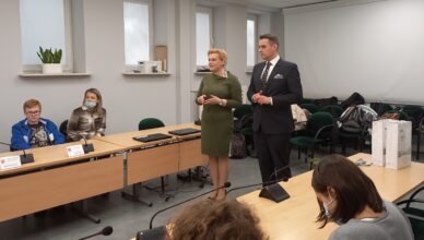 Lekcje wiedzy o społeczeństwie w Urzędzie Miasta Zielonka