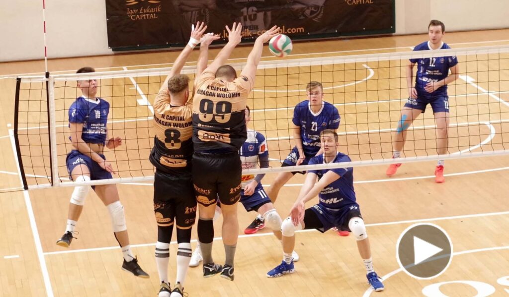 Mecz II ligi siatkówki pomiędzy IŁ Capital Huragan Wołomin a MOS Wola Tramwaje Warszawskie