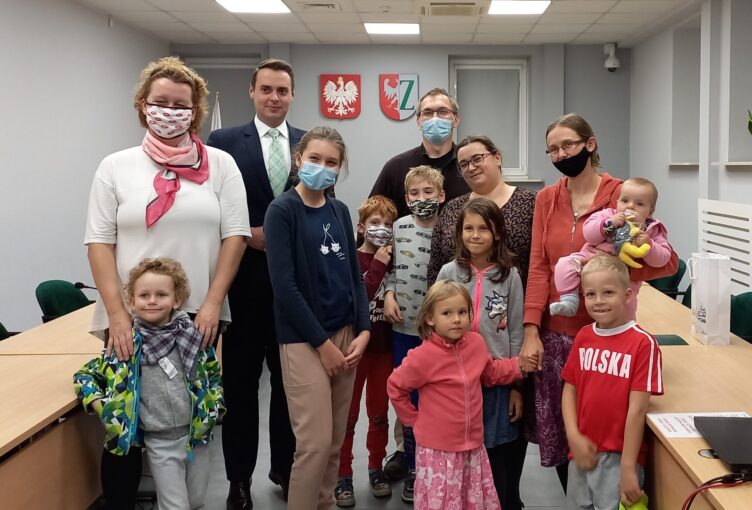 Rozdanie nagród w konkursie „Bez książki nie jadę, czyli książki z Zielonki na wakacjach”