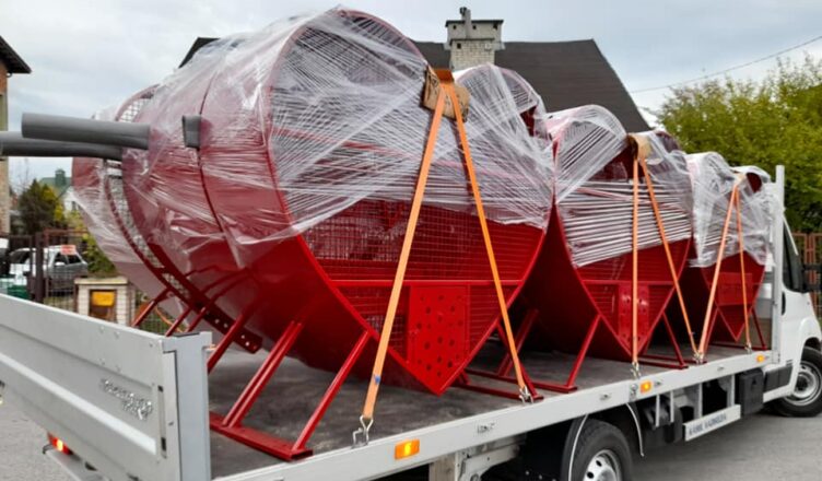 Pojemniki na nakrętki