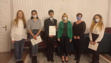 Stypendia i nagrody zdolnej młodzieży z Ząbek