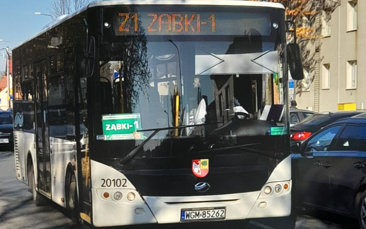 Przywrócenie stałej trasy linii Ząbki-1 i Ząbki-3 ul. Batorego