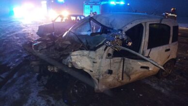 Zderzenie tira i samochodu osobowego