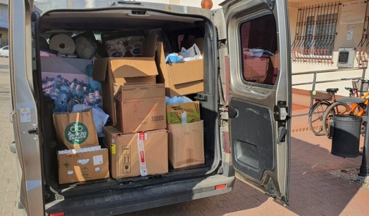 Pierwszy transport z pomocą z Tłuszcza