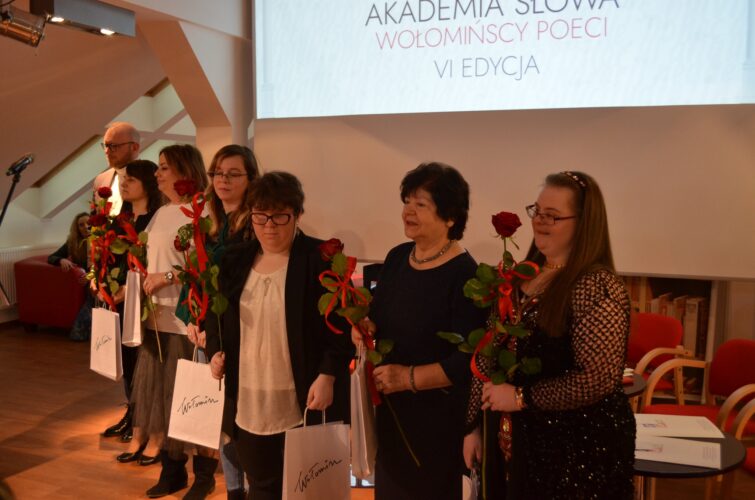 Światowy Dzień Poezji w Miejskiej Bibliotece Publicznej w Wołominie