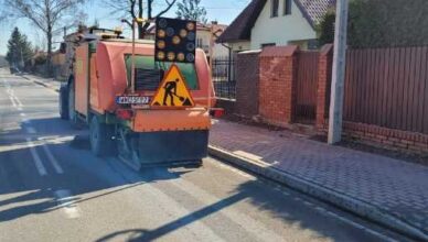 Tłuszcz - sprzątanie ulic po zimie