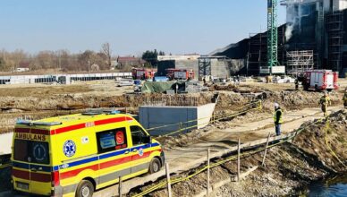 Pożar w Ossowie na budowie Muzeum Bitwy Warszawskiej, zginęła jedna osoba