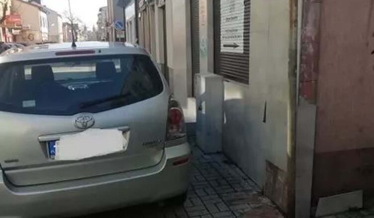 Mistrzowie parkowania