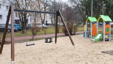 plac zabaw na Poligonie oddany do użytkowania