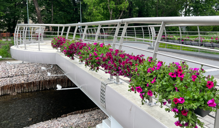 Zielonka - nowy mostek w wiosennym wydaniu
