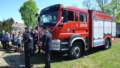 Nowy samochód dla OSP Jasienica