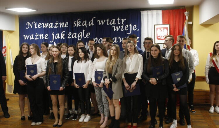 Zakończenie roku w III Liceum Ogólnokształcącym w Wołominie