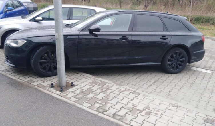 Audi odzyskane, dozór dla pasera