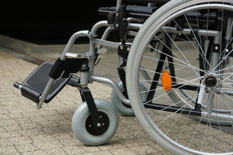 Marki - pomoc dla osób z niepełnosprawnościami i opiekunów