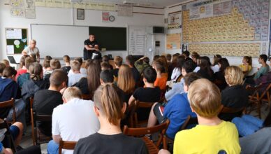 Więzienie - stracony czas? W SP nr 4 w Ząbkach odbyła się lekcja prewencyjna