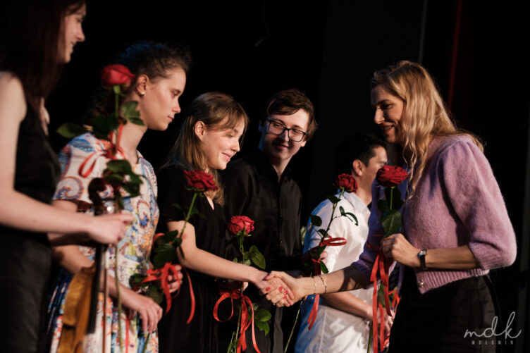 Młodzież z Ząbek nagrodzona w XIII Przeglądzie Poezji Romantycznej w Wołominie