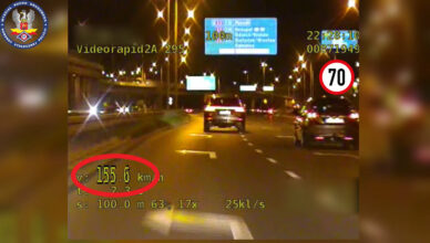 Kolejne wysokie mandaty za rażące przekroczenie prędkości i zatrzymane prawo jazdy [wideo]