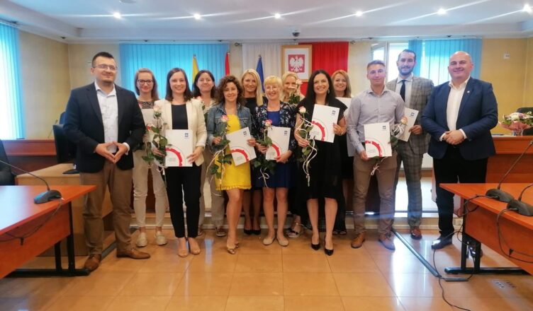 Jedenastu nauczycieli z radzymińskich szkół zostało nauczycielami mianowanymi