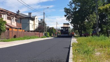 Marki - asfaltowanie ulicy Koszalińskiej