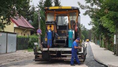Marki - rusza asfaltowanie Prostej