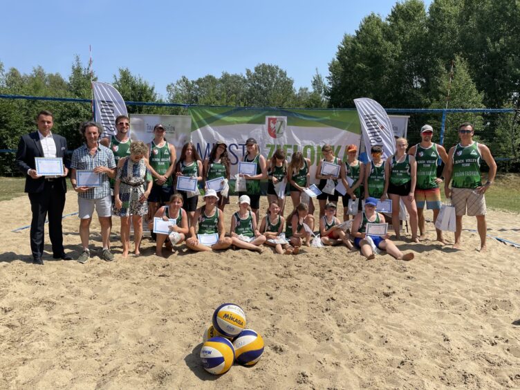 W Zielonce przybywa fanów plażowych sportów