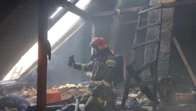 Pożar dachu w Kobyłce