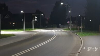 Marki - trzy oferty na modernizację ulicznego oświetlenia