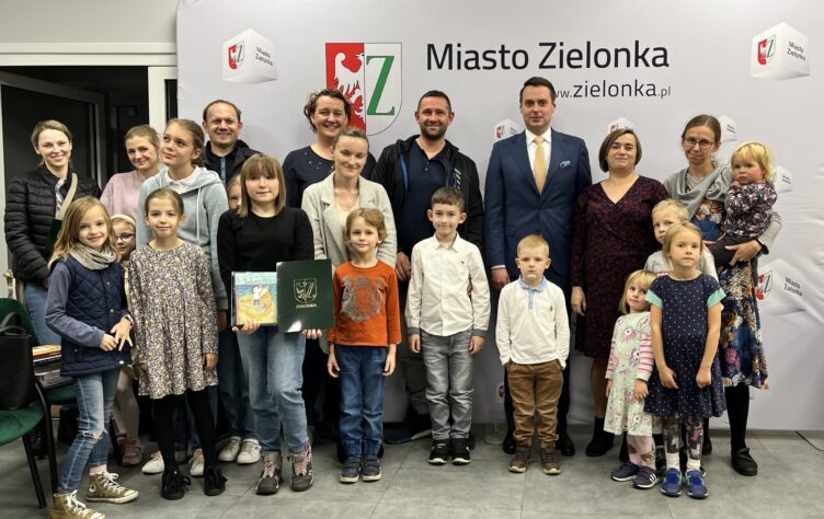 Laureaci konkursu Miejskiej Biblioteki w Zielonce