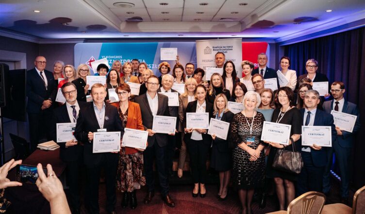 11 placówek medycznych z województwa mazowieckiego zdobyło certyfikaty: „Bezpieczny szpital to bezpieczny pacjent”