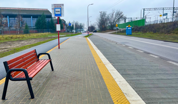 Zielonka - ścieżka rowerowa gotowa do jazdy