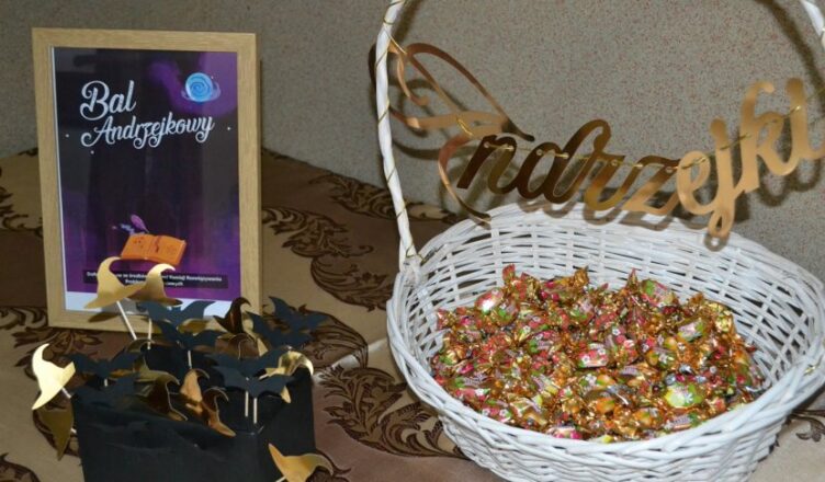 Zabawa andrzejkowa w Tłuszczu