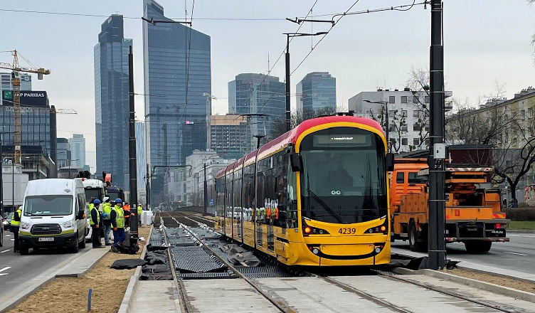 Tramwaj wraca na Kasprzaka