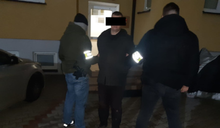 Żmudne przygotowania policjantów pozwoliły na złapanie włamywacza na gorącym uczynku