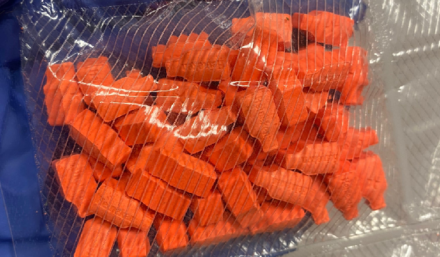 Był w posiadaniu znacznej ilości amfetaminy, marihuany i tabletek MDMA - grozi mu do 10 lat więzienia