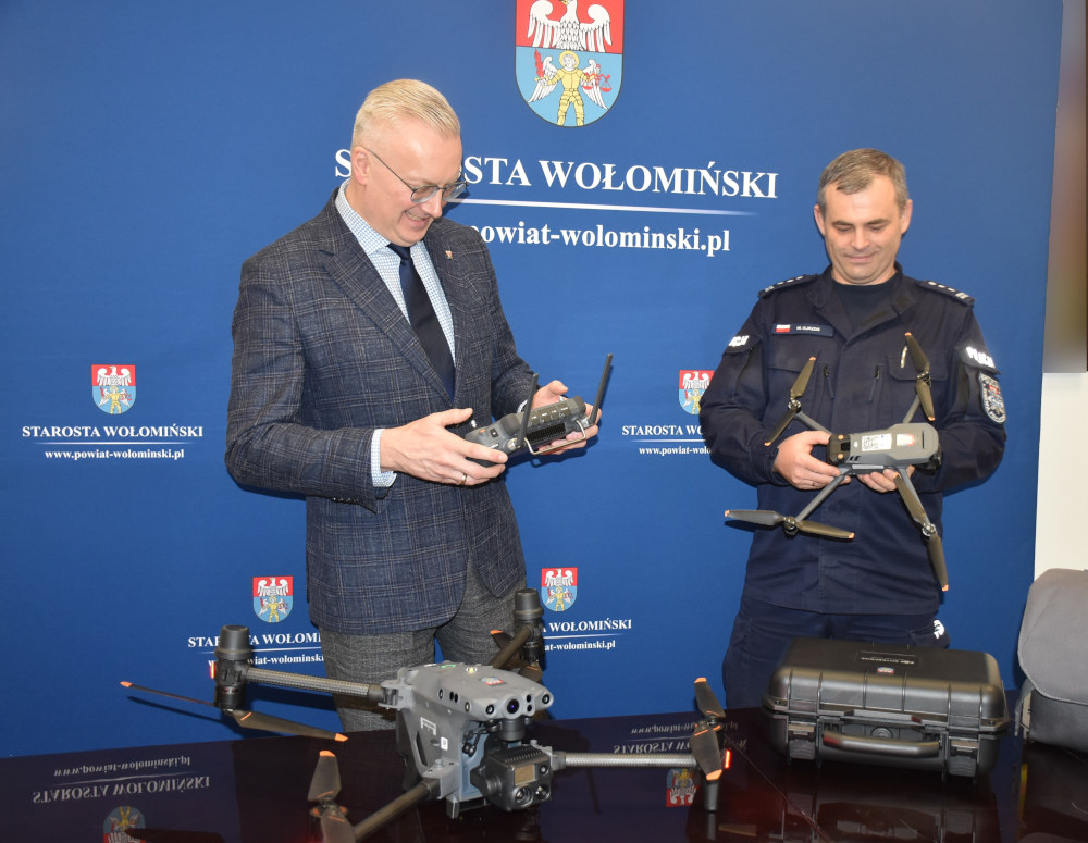 Nowy, nowoczesny dron dla wołomińskich policjantów
