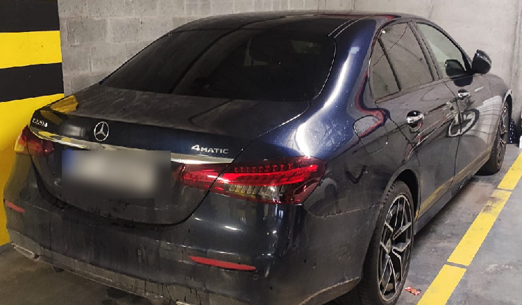 Policjanci odzyskali trzy przywłaszczone Mercedesy