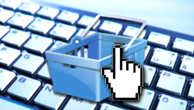 Próbowała sprzedać sukienkę za 6 złotych, a straciła ponad 6 tys. złotych