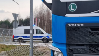 Jechał ciężarówką na karcie brata, a teraz razem z szefem poniesie konsekwencje finansowe