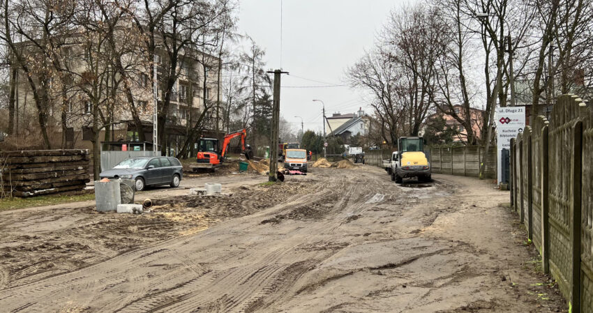 Zielonka - ulica Długa w toku prac modernizacyjnych
